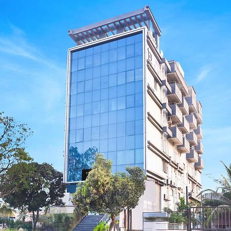 Super Townhouse Lohegaon Near Pune Airport Formerly Landmark Regency Lohogaon Exterior photo